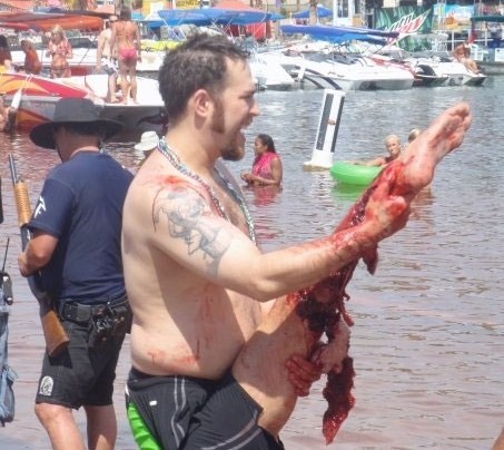 Fota #111 - Piranha 3D