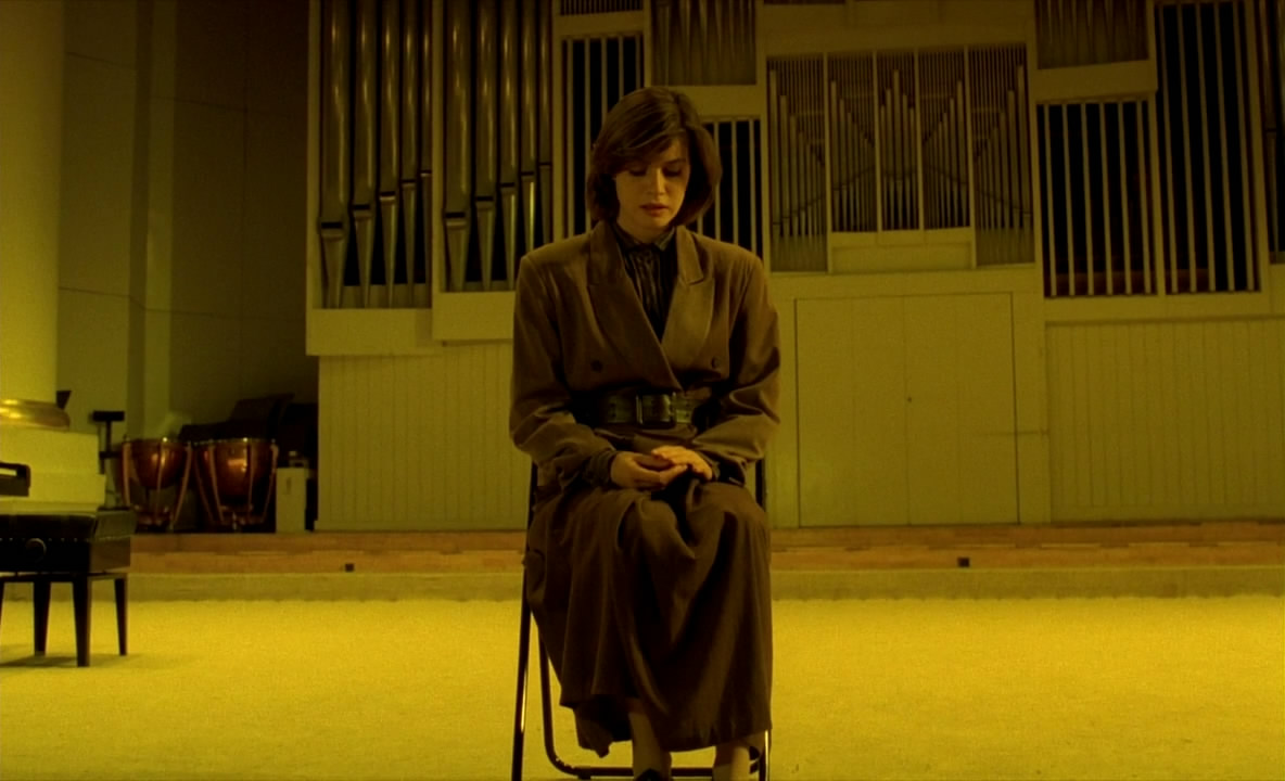 Irene Jacob 34