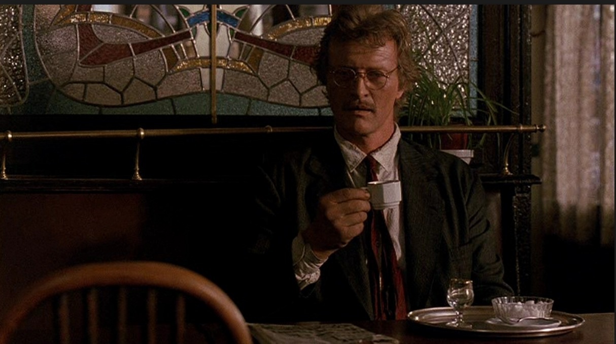 LEGENDA O ŚWIĘTYM PIJAKU. Rutger Hauer w produkcji francusko-włoskiej