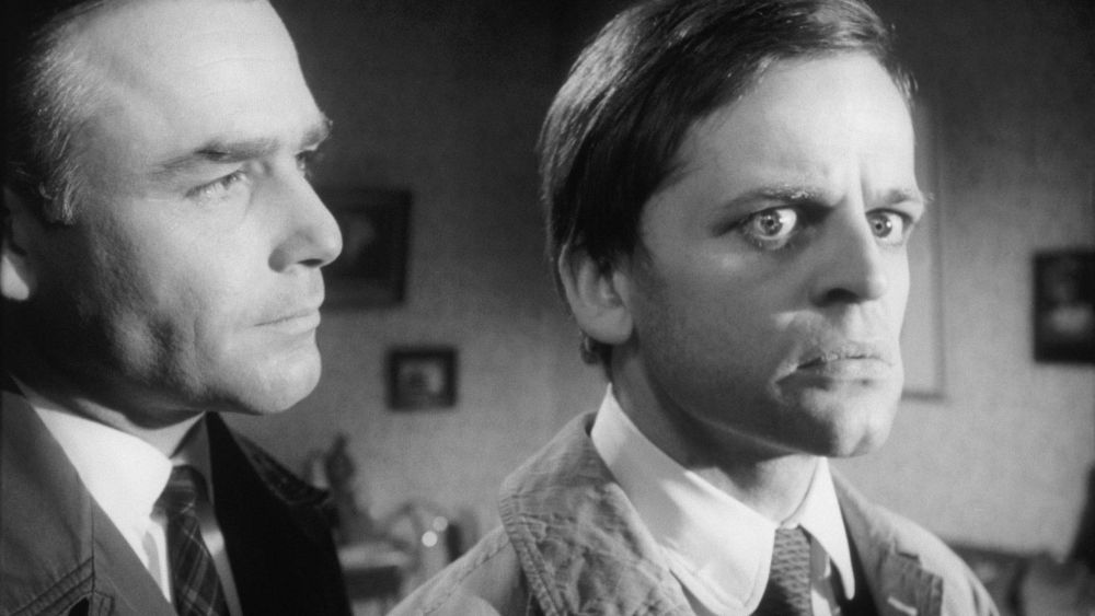 MARTWE OCZY LONDYNU. Krimi w służbie giallo