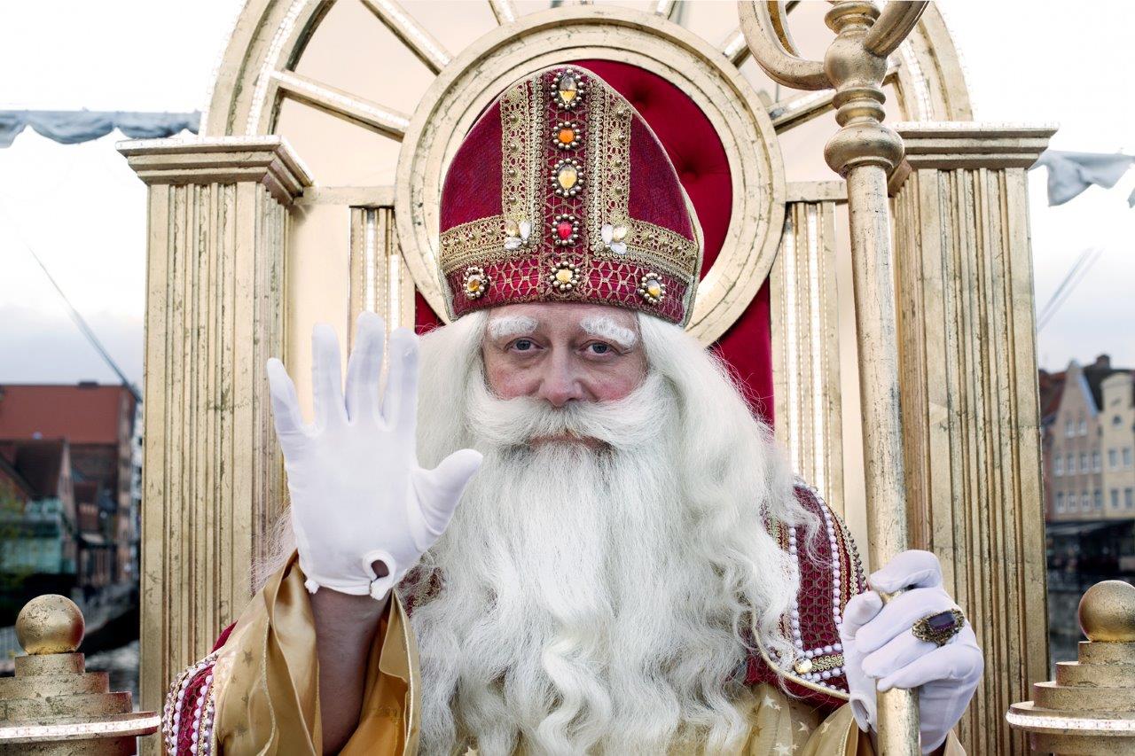 MIŁOŚĆ JEST WSZYSTKIM. Kochajmy się nie tylko od święta