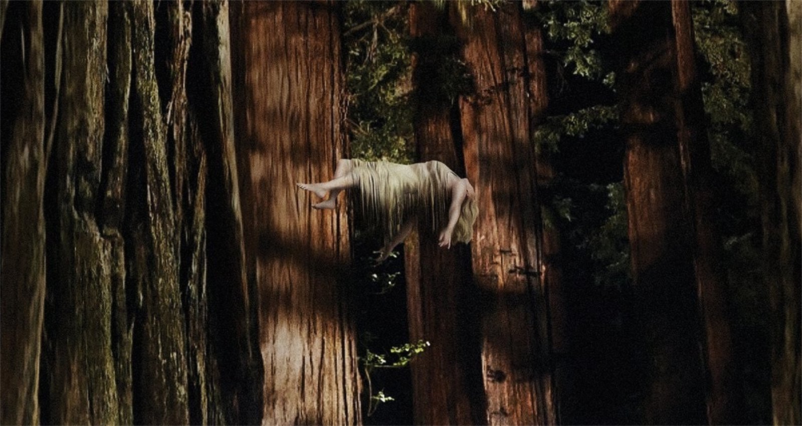 Narkotyki + Kirsten Dunst = WOODSHOCK. Film na miarę crossoveru Melancholii i Antychrysta?