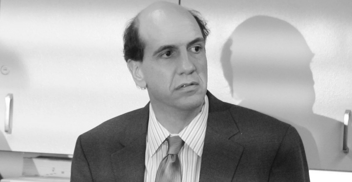 Nie żyje SAM LLOYD, aktor i muzyk znany z serialu HOŻY DOKTORZY