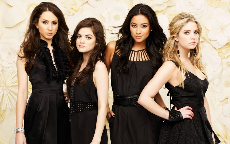 Pretty Little Liars Wallpaper @ go4celebrity.com