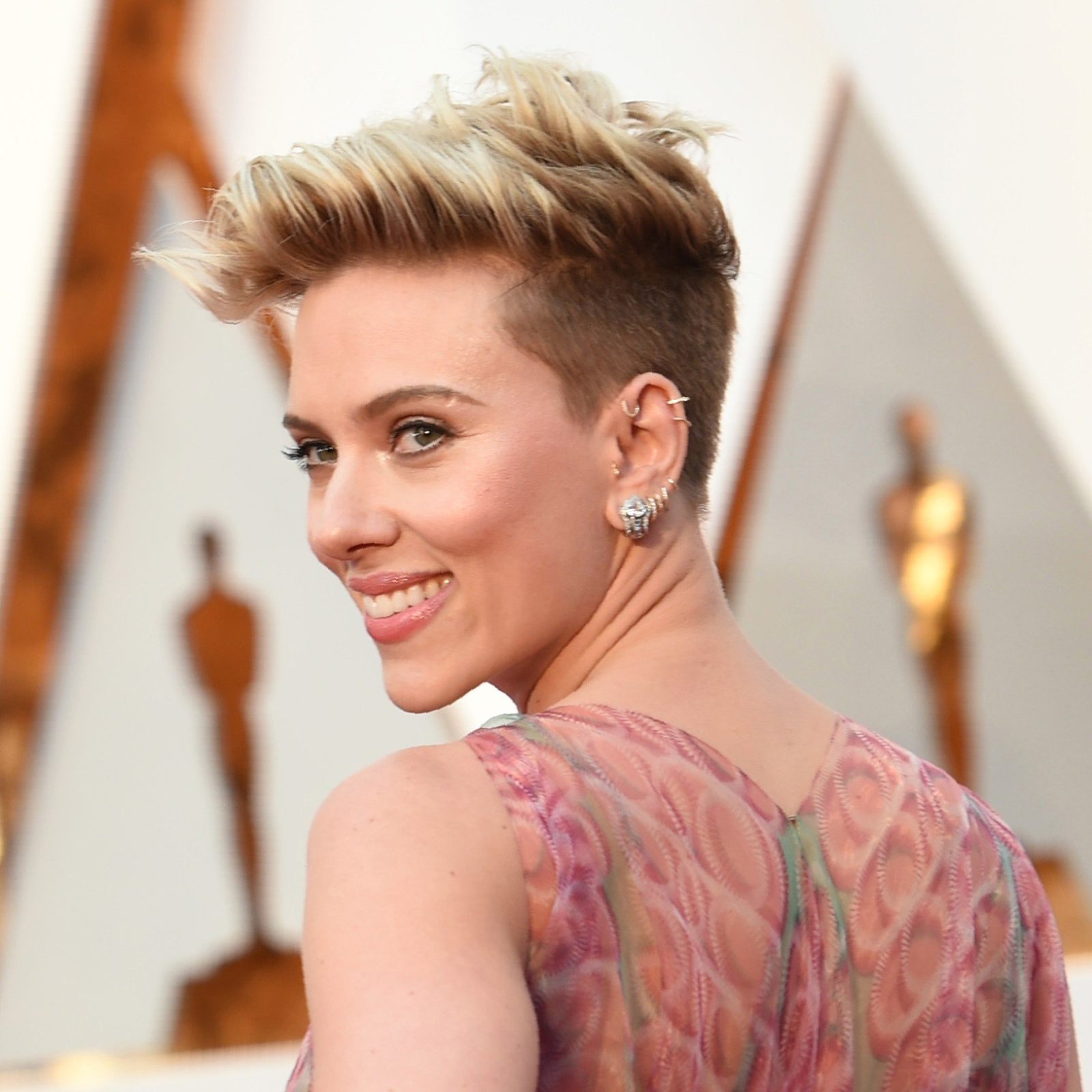 SCARLETT JOHANSSON ODRZUCONA ZE WZGLĘDU NA... PŁEĆ. Suma wszystkich newsów