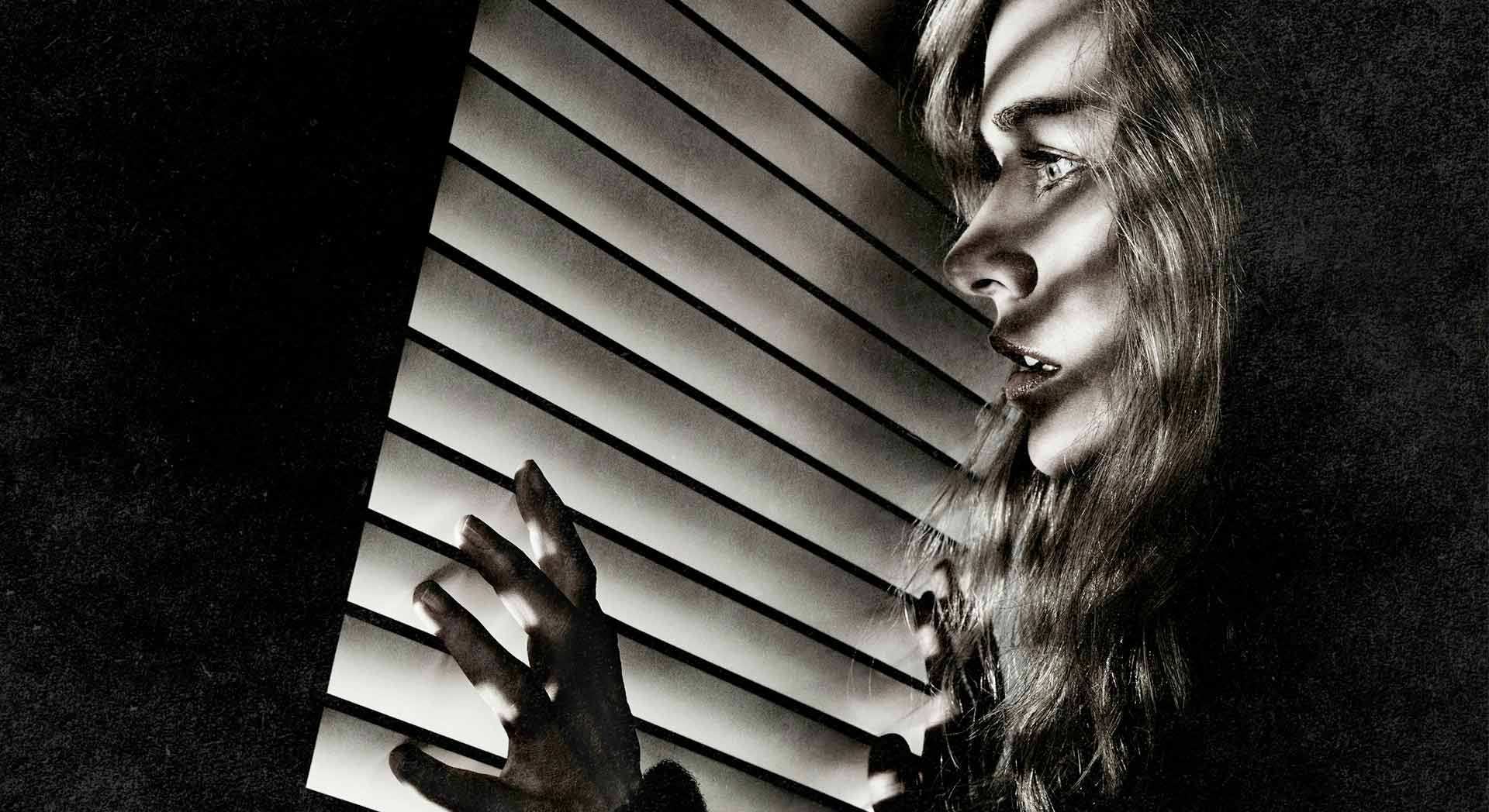SHUT IN. OSACZONA. Naomi Watts w potrzasku