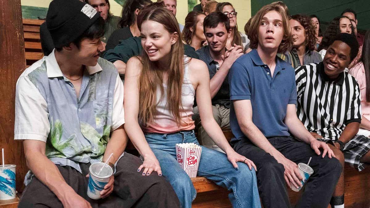 SZUKAJĄC ALASKI. Wzruszająca TEEN DRAMA w najlepszym wydaniu