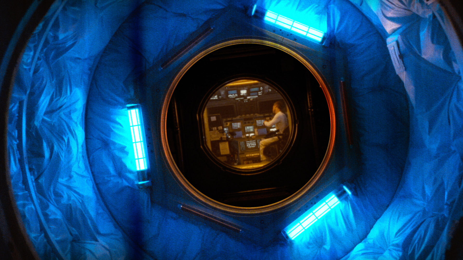 adastra2 | film.org.pl