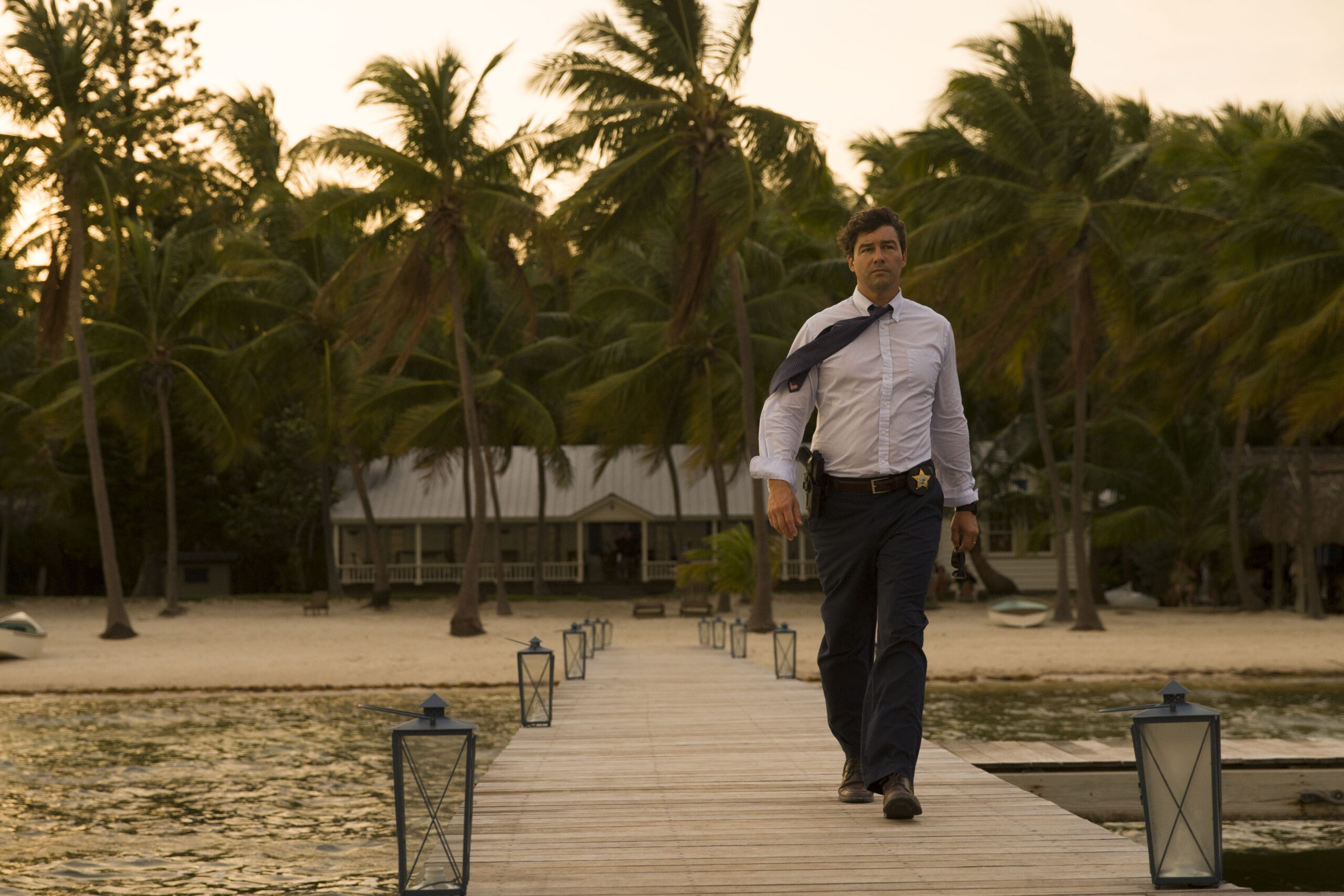 Kyle Chandler in the Netflix Original Series "Bloodline." Photo Credit: Saeed Ayani © 2014 Netflix, Inc. All rights reserved.