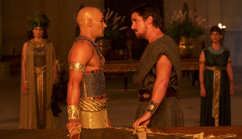 DF-01354 - Moses (Christian Bale, right) confronts Ramses (Joel Edgerton).