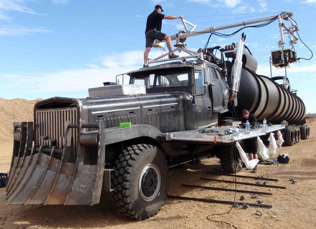 behind-the-scenes-of-mad-max-fury-road-16