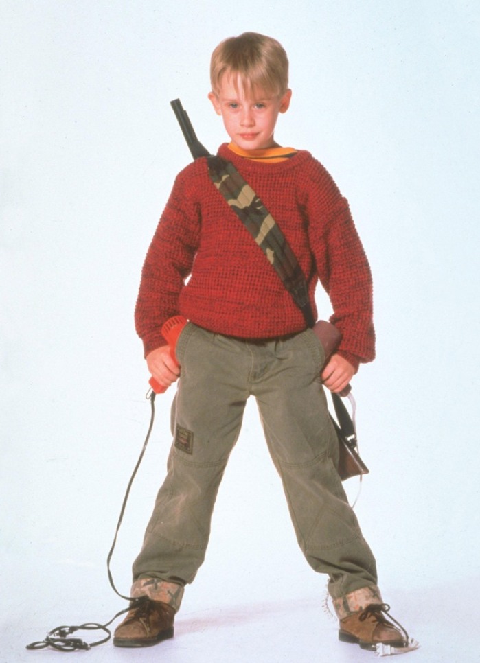 Title: HOME ALONE ¥ Pers: CULKIN, MACAULAY ¥ Year: 1990 ¥ Dir: COLUMBUS, CHRIS ¥ Ref: HOM045AS ¥ Credit: [ 20TH CENTURY FOX / THE KOBAL COLLECTION ]