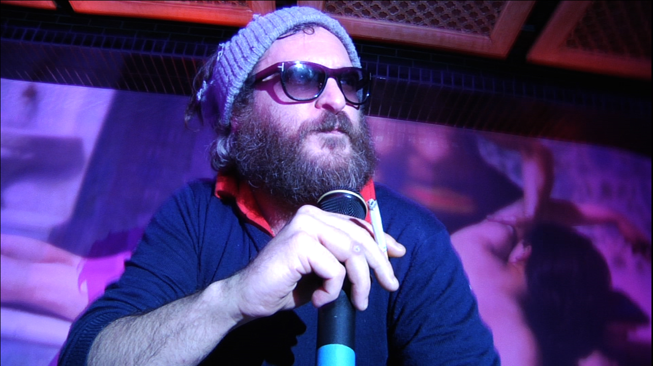Joaquin Phoenix rapuje