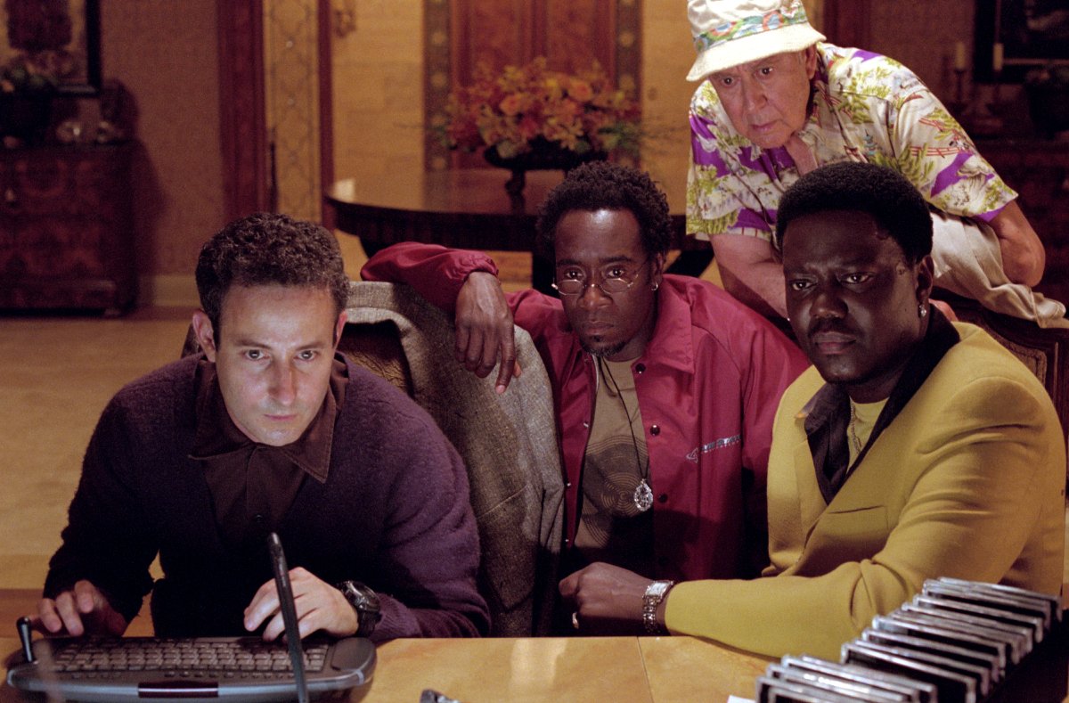 Kadr z filmu "Ocean's Eleven" z 2001 roku