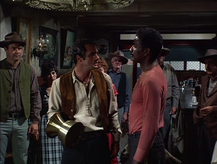 burt-reynolds-ossie-davis-sam-whiskey-3