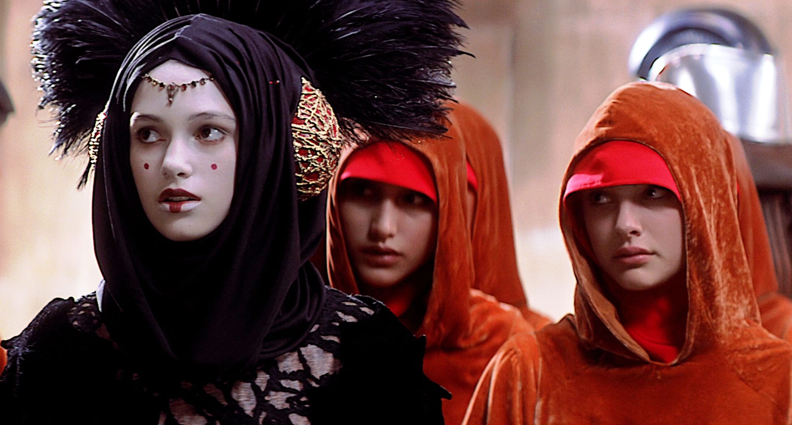 THE AWAKENING | film.org.pl Sofia Coppola jako dwórka królowej