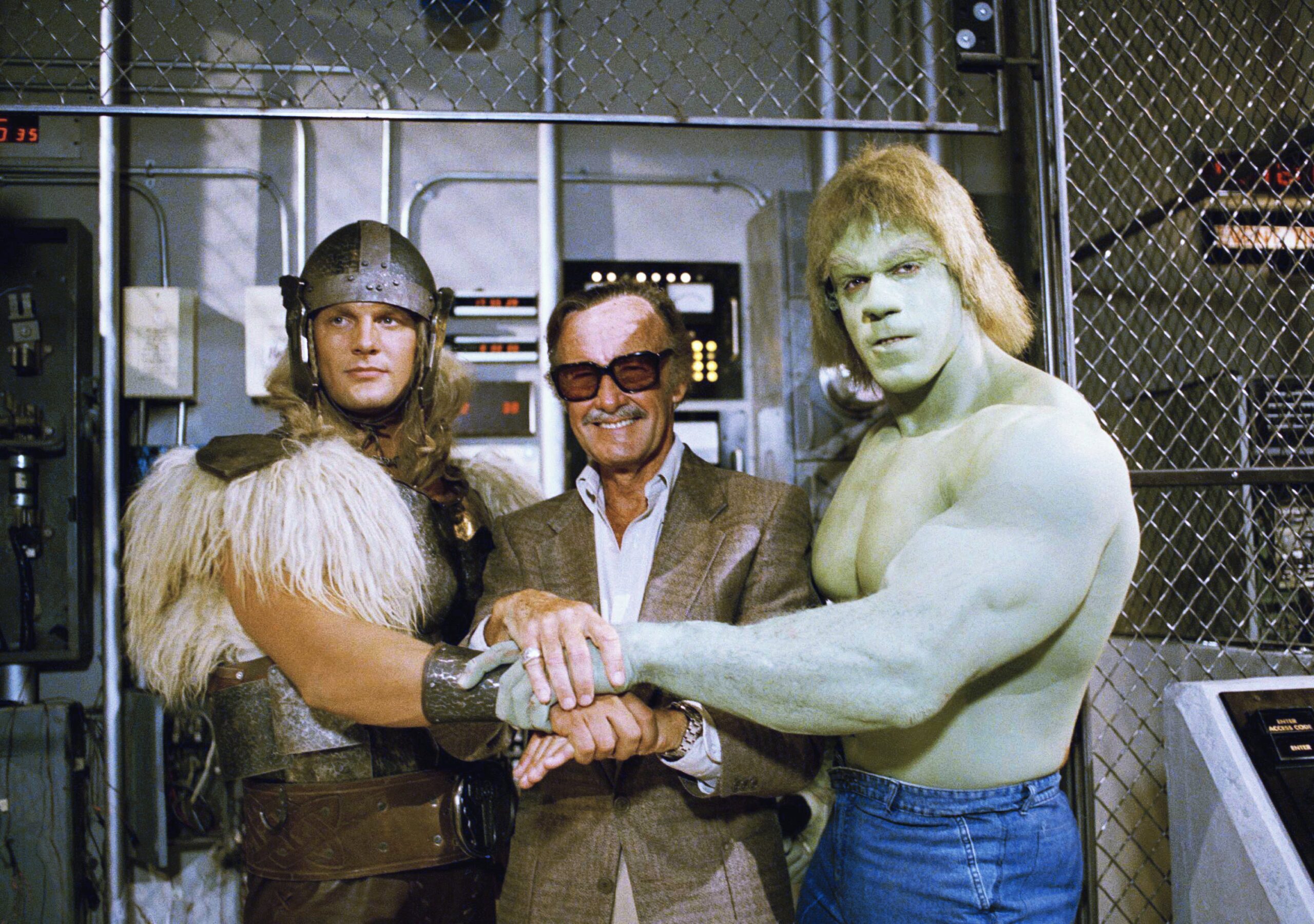 stan-lee-thor-hulk