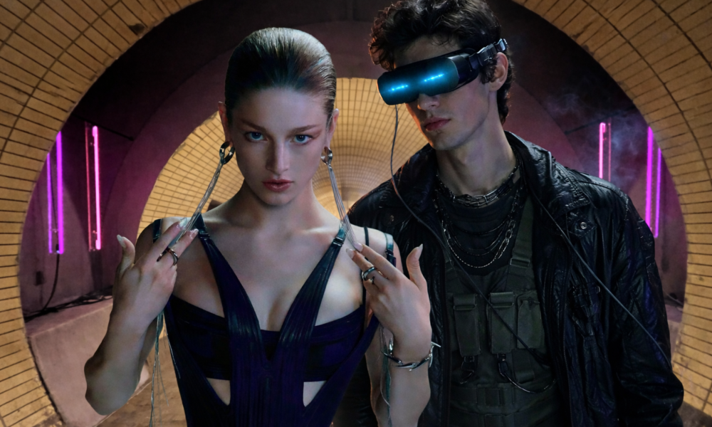 Dwa nadchodzące seriale SCI-FI rywalizują o koronę CYBPERPUNKU