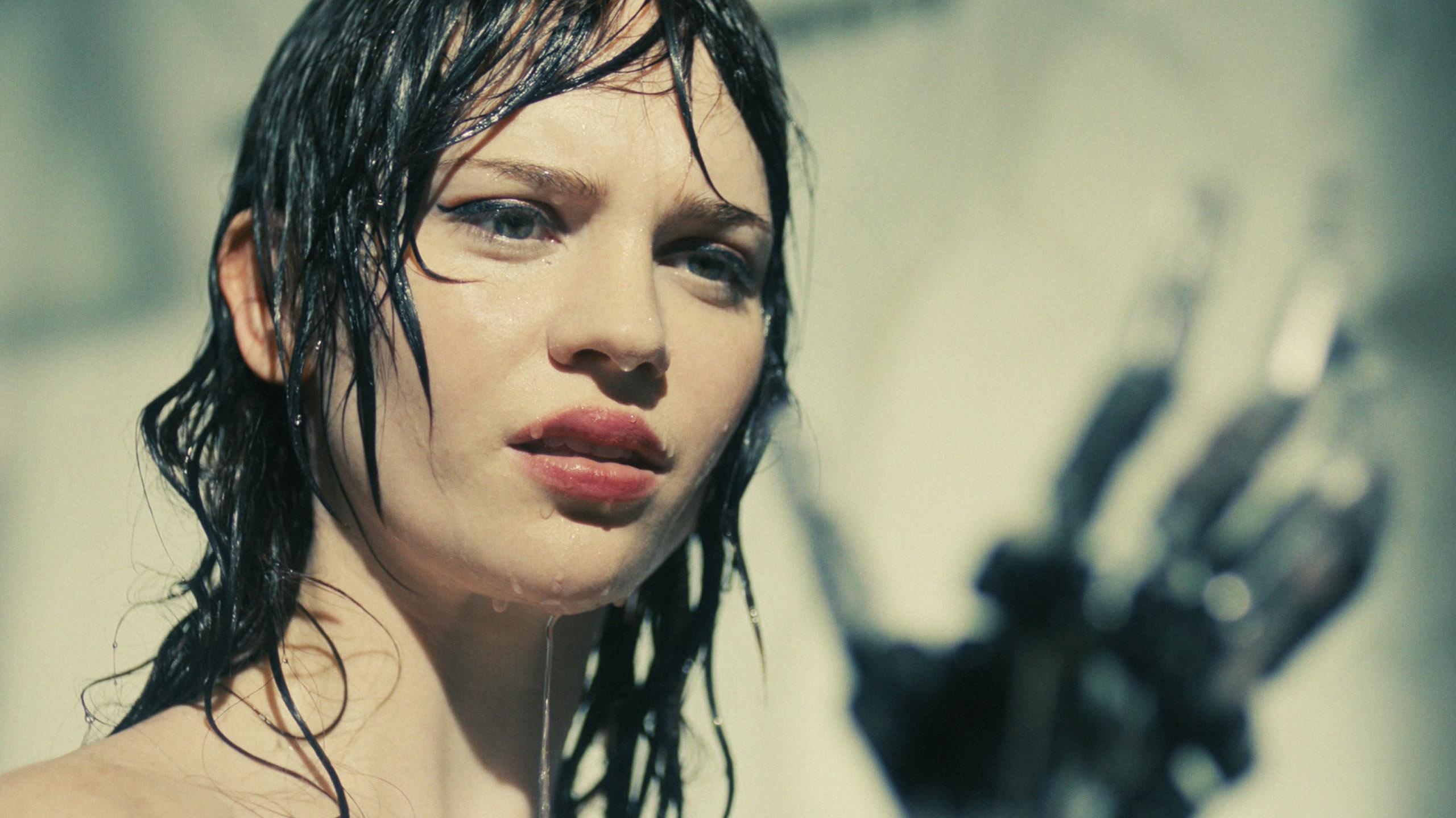 TOWARZYSZ, thriller SCI-FI, o którym warto pamiętać