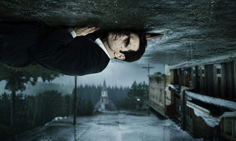 Serial MIASTECZKO WAYWARD PINES, świetny thriller SCI-FI, który połączył twórców Stranger Things i Szóstego zmysłu