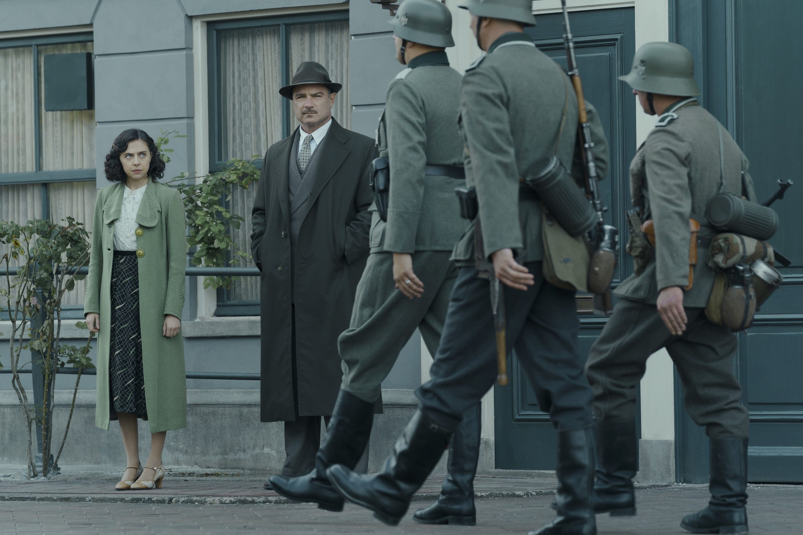A-Small-Light-swiatelko | film.org.pl Światełko II wojna światowa