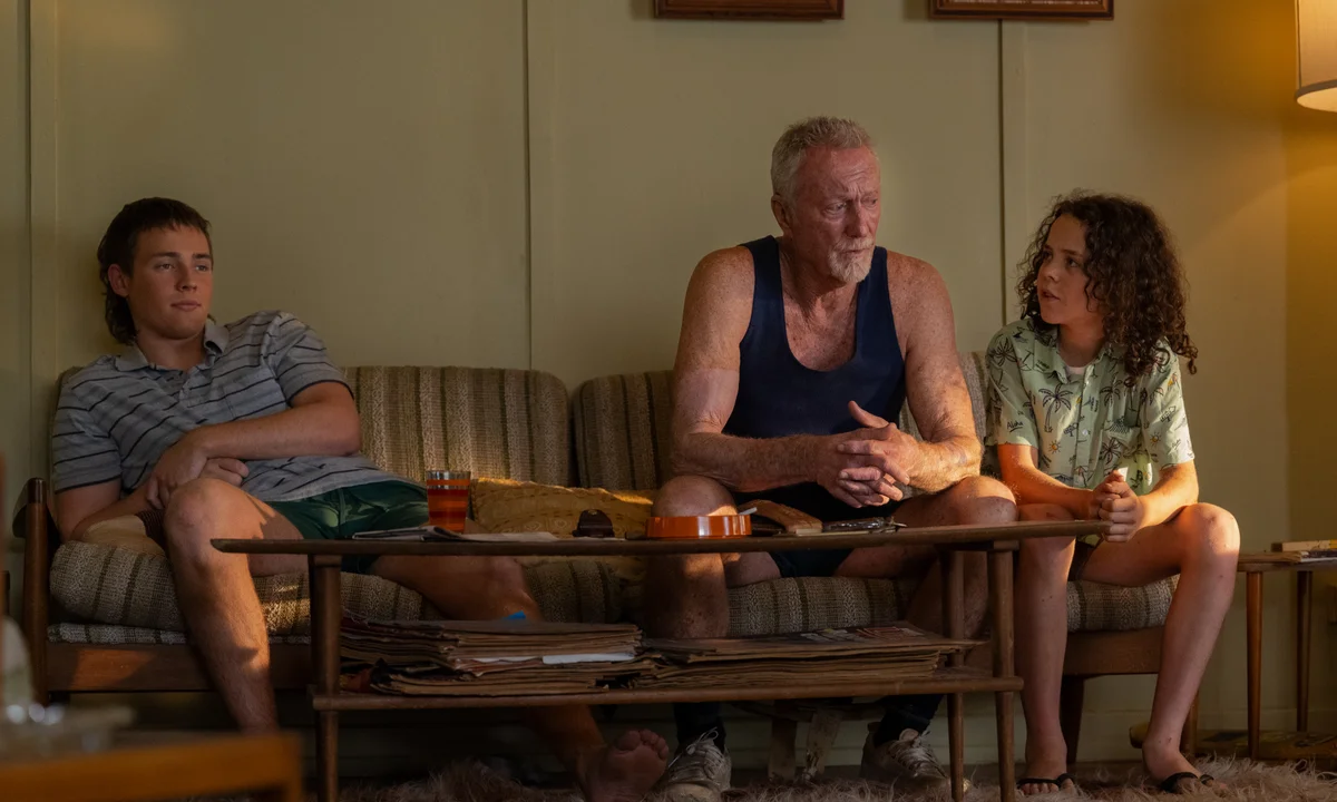 Chłopiec pochłania wszechświat netflix